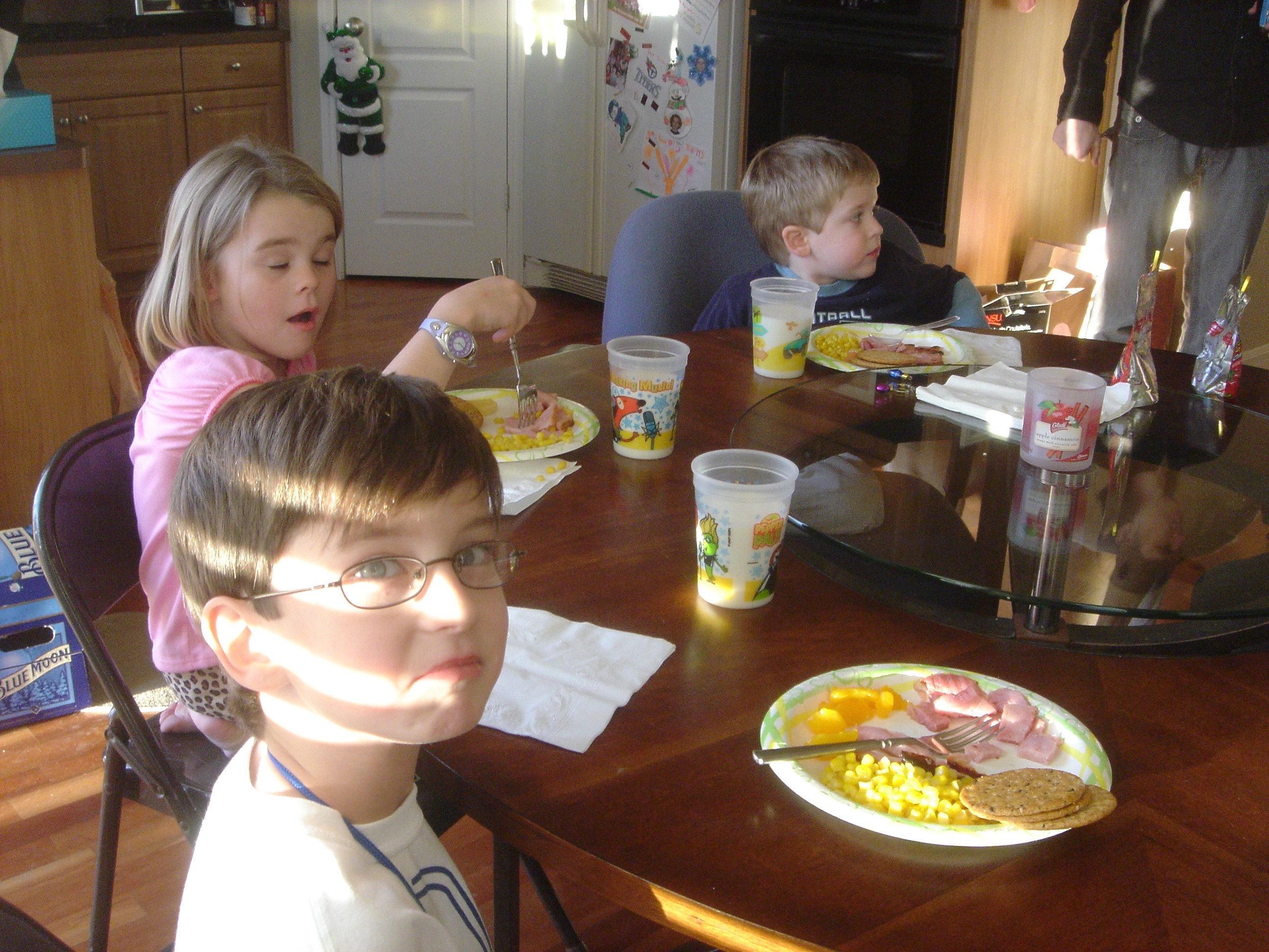 2007-12-26-06 Christmas Day K&J.jpg